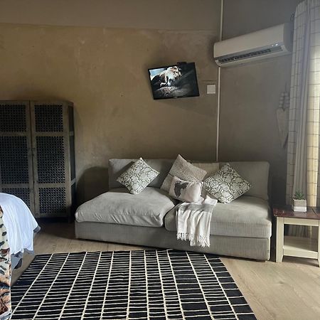 Simba Safaris African Pride Exotic Lodge Lephalale Dış mekan fotoğraf