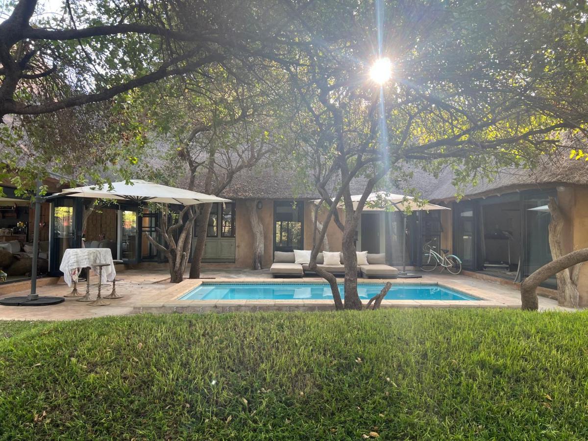 Simba Safaris African Pride Exotic Lodge Lephalale Dış mekan fotoğraf