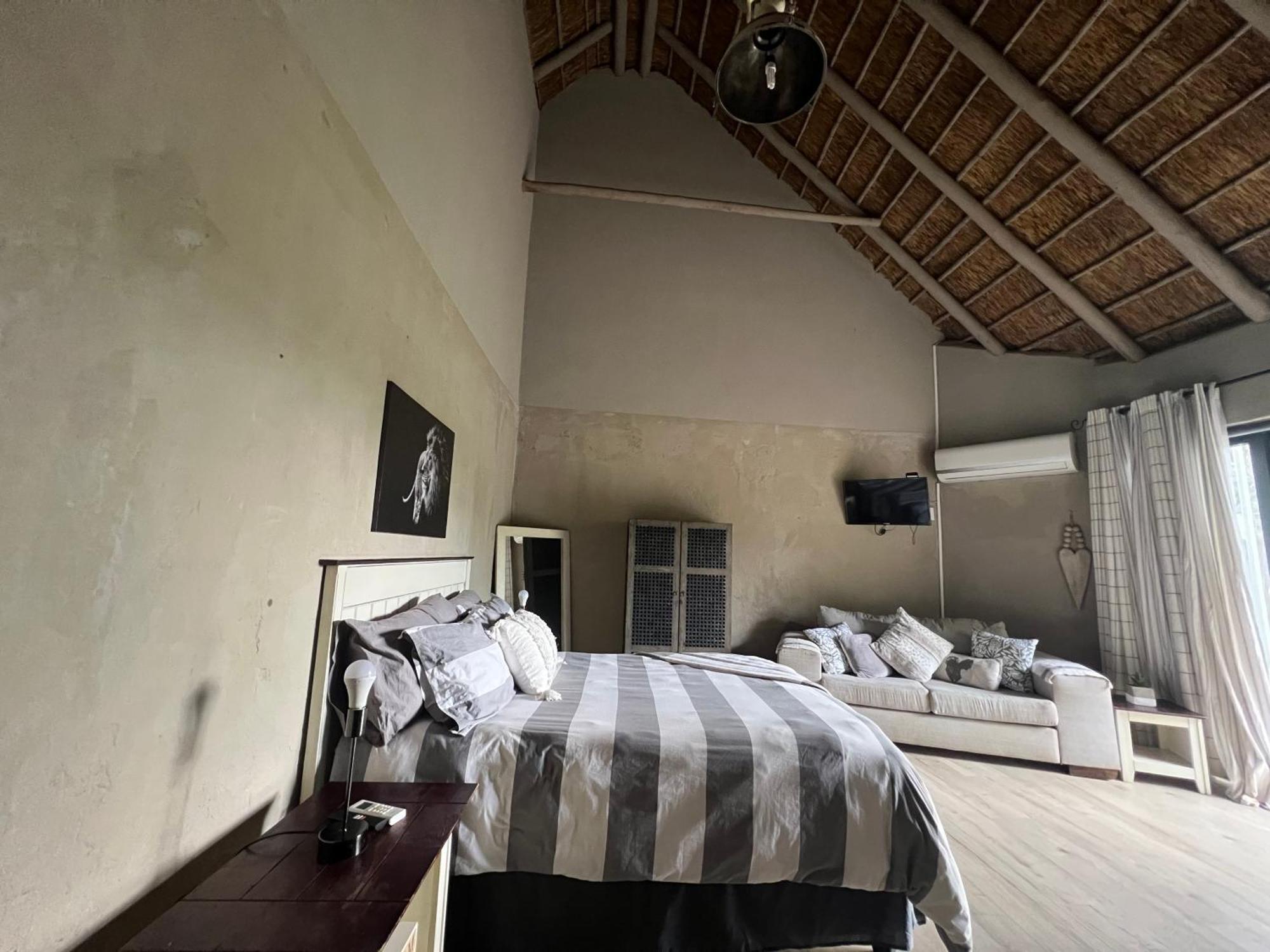 Simba Safaris African Pride Exotic Lodge Lephalale Dış mekan fotoğraf